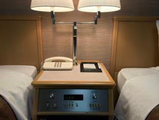 Sunny Stone Hotel Suita Δωμάτιο φωτογραφία